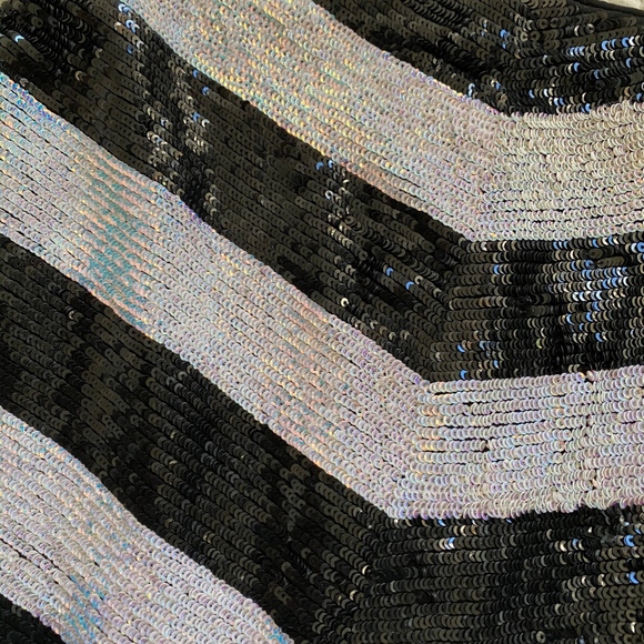 black and whit sequin skirt worn once - Picture 5 of 5